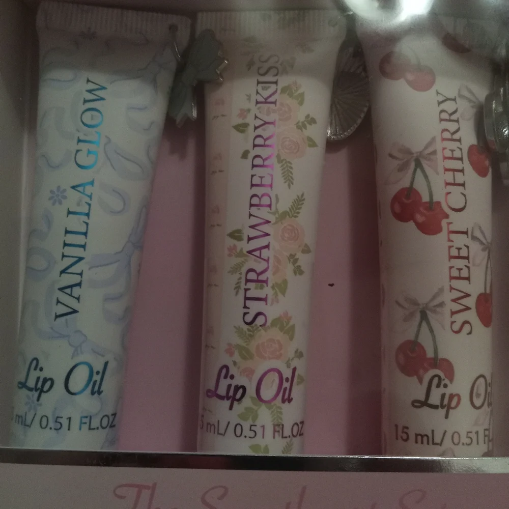 New The Sweetheart Set- Assorted Lip Oil Set